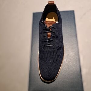 Never worn Cole Haan zerogrande stretch Oxford blue